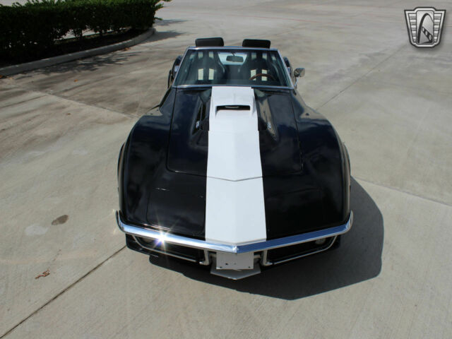 Chevrolet Corvette 1969 image number 23