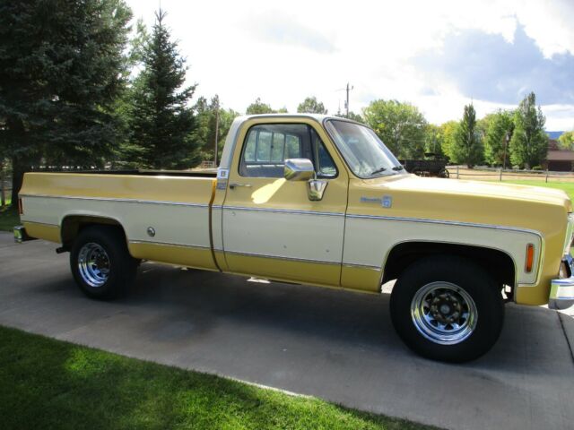 Chevrolet C/K Pickup 2500 1977 image number 10