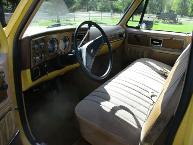 Chevrolet C/K Pickup 2500 1977 image number 20