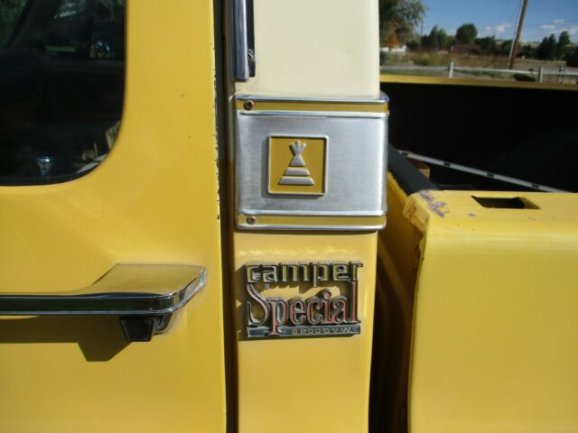 Chevrolet C/K Pickup 2500 1977 image number 6