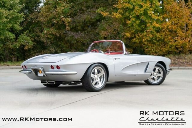 Chevrolet Corvette 1962 image number 3