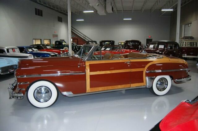 Chrysler Town & Country Woody Convertible 1949 image number 4