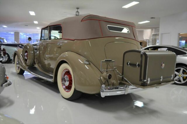 Packard Twelve 1936 image number 8