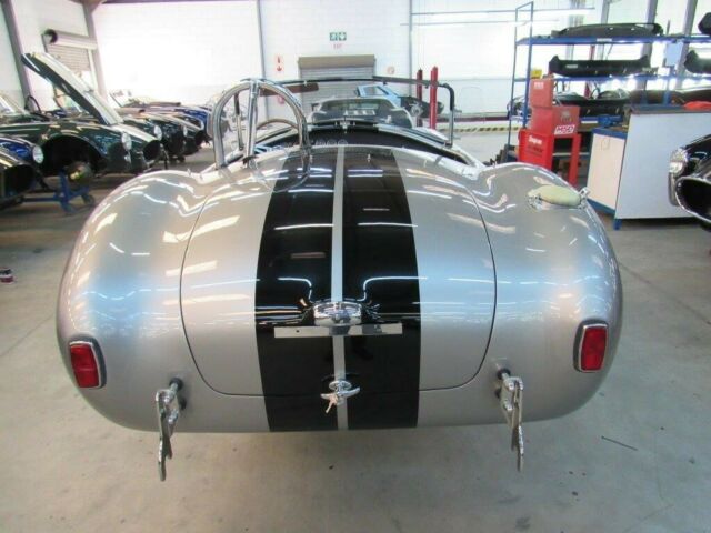 Shelby Cobra 1965 image number 21