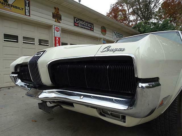 Mercury Cougar 1970 image number 17