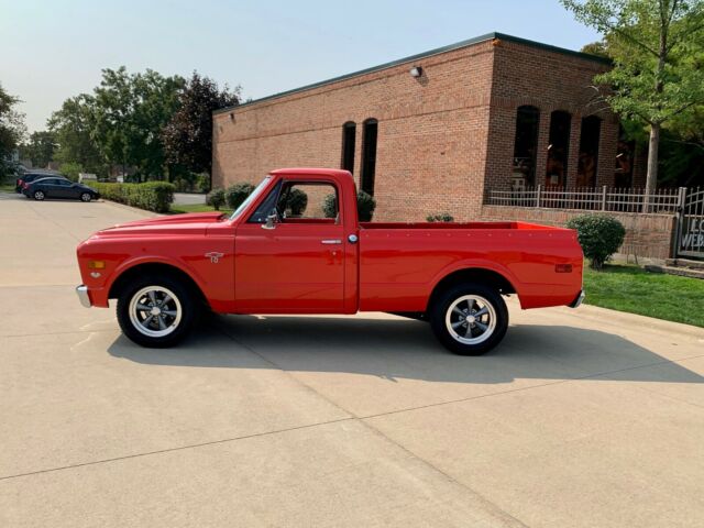 Chevrolet C-10 1968 image number 6