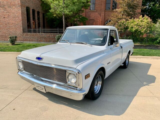 Chevrolet C-10 1970 image number 26