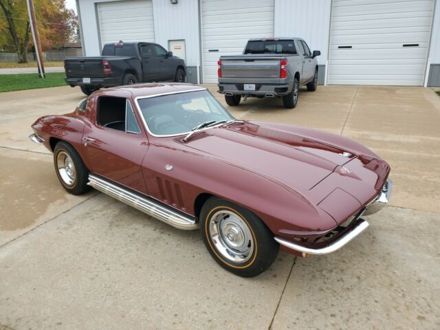 Chevrolet Corvette 1966 image number 0