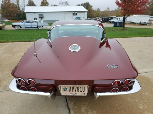 Chevrolet Corvette 1966 image number 10