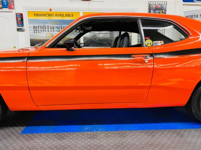 Plymouth Duster 1972 image number 45