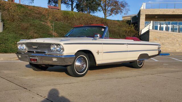 Ford Galaxie 1963 image number 26