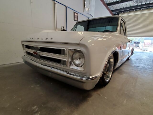 Chevrolet C-10 1968 image number 12