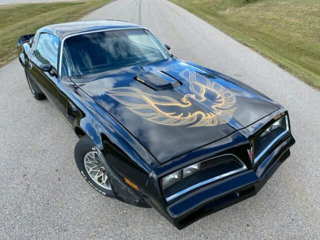 Pontiac Trans Am 1977 image number 1