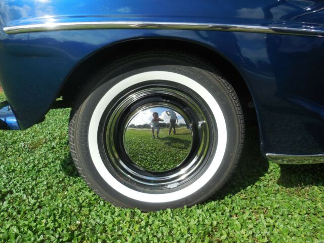 Ford Super Deluxe 1948 image number 26