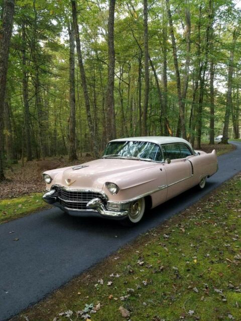 Cadillac DeVille 1955 image number 30