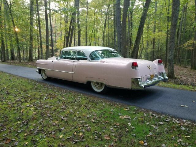 Cadillac DeVille 1955 image number 33