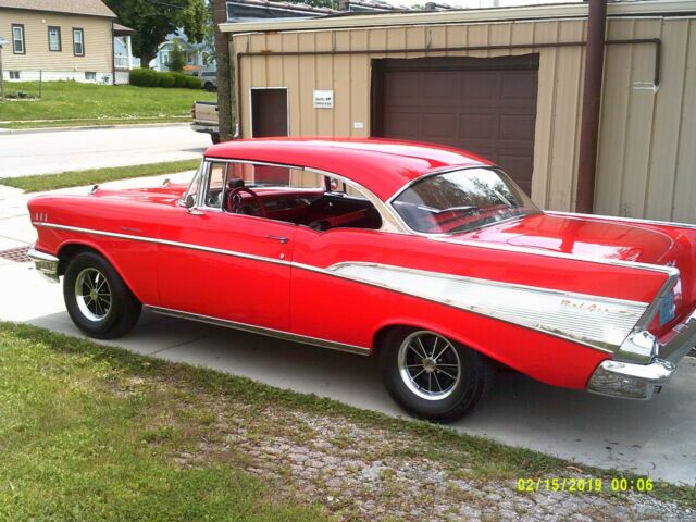 Chevrolet Bel Air/150/210 1957 image number 26