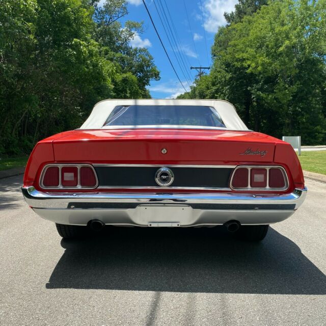 Ford Mustang 1973 image number 26