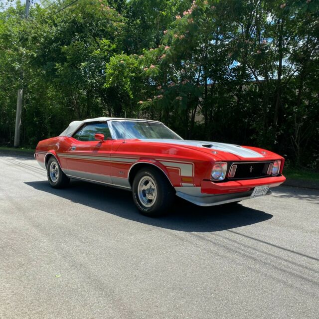 Ford Mustang 1973 image number 29