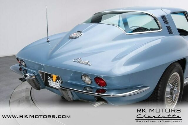 Chevrolet Corvette 1964 image number 21