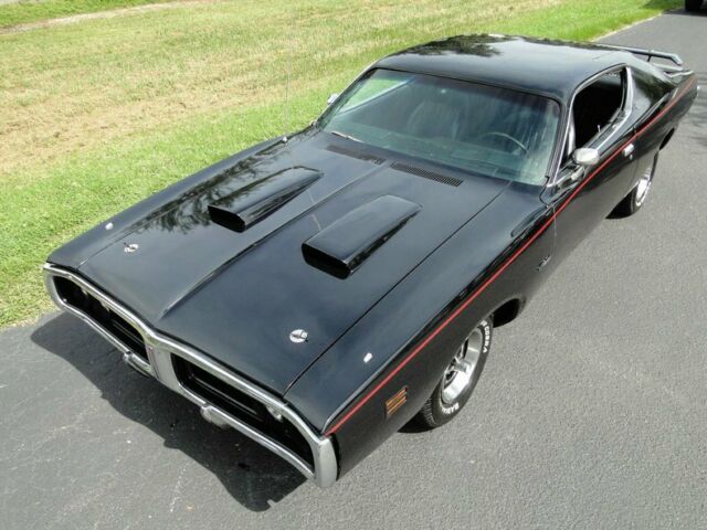 Dodge Charger 1971 image number 18