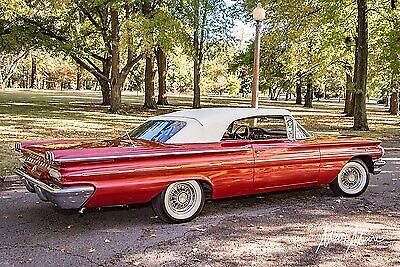 Pontiac Bonneville 1960 image number 19