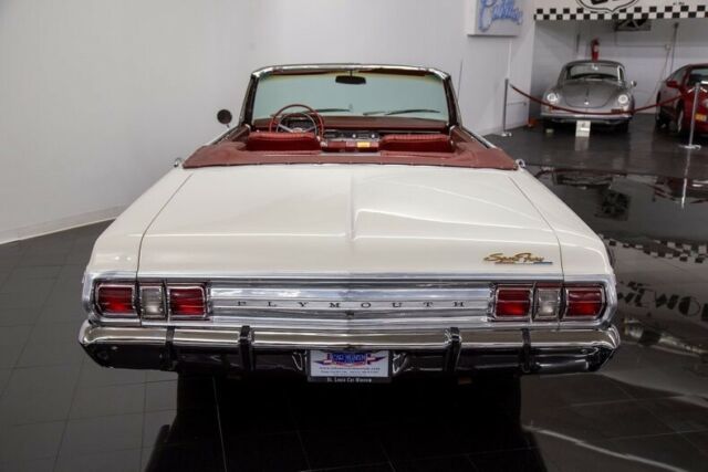 Plymouth Fury 1965 image number 29