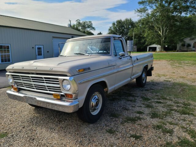 Ford F-250 1969 image number 0