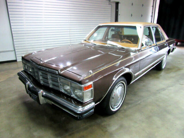 Chrysler LeBaron 1978 image number 10