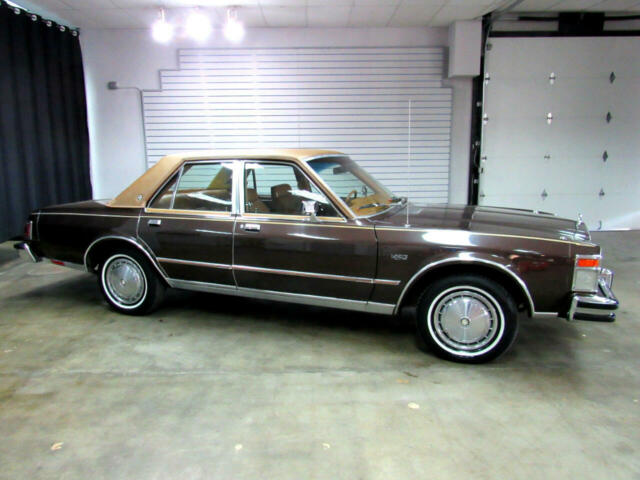 Chrysler LeBaron 1978 image number 43