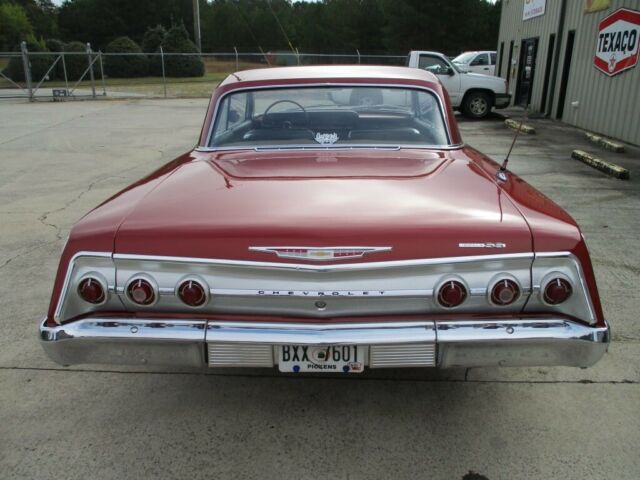 Chevrolet Impala 1962 image number 2