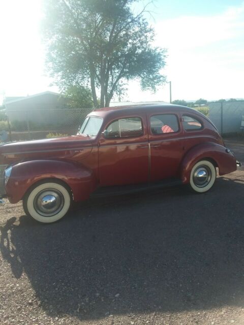 Ford Deluxe 1940 image number 16