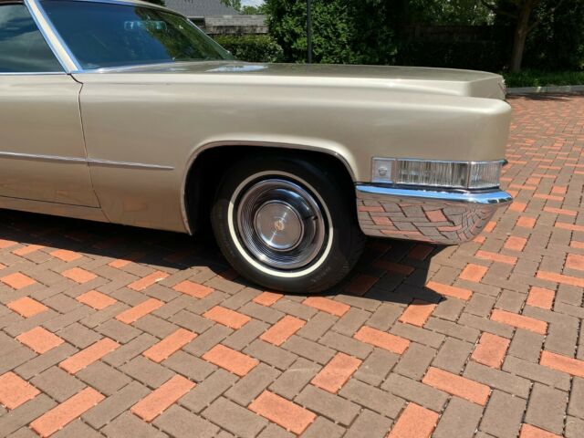 Cadillac DeVille 1969 image number 20