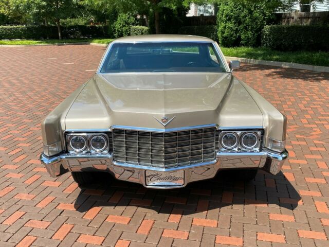 Cadillac DeVille 1969 image number 41