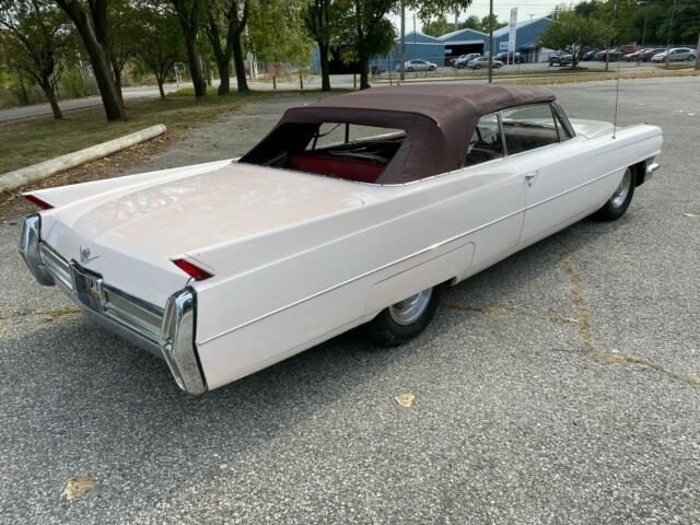 Cadillac DeVille 1964 image number 22