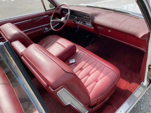 Cadillac DeVille 1964 image number 27