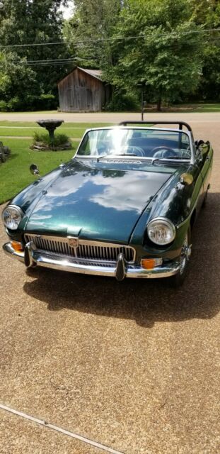 MGB Roadster 1966 image number 0