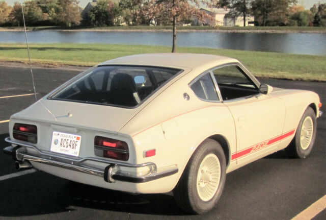 Datsun Z-Series 1973 image number 15