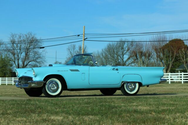 Ford Thunderbird 1957 image number 24