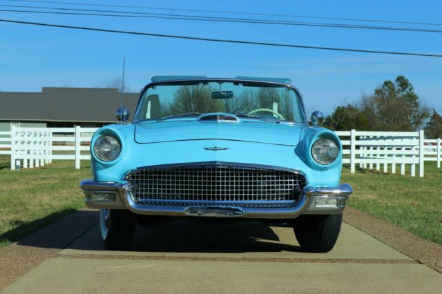 Ford Thunderbird 1957 image number 31