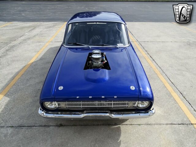 Ford Falcon 1961 image number 2