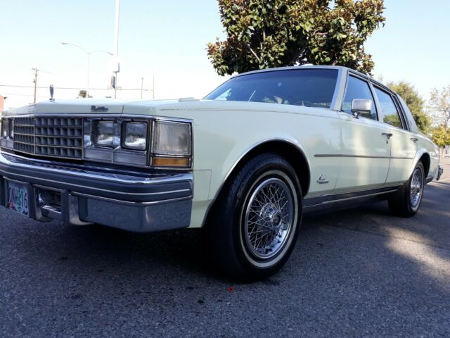 Cadillac Seville 1976 image number 2