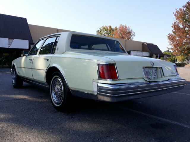 Cadillac Seville 1976 image number 31