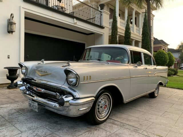 Chevrolet Bel Air/150/210 1957 image number 10