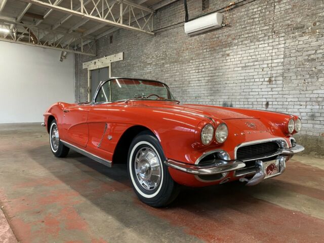 Chevrolet Corvette 1962 image number 1