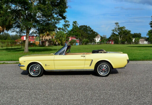 Ford Mustang 1965 image number 1