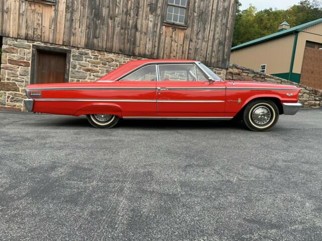 Ford Galaxie 1964 image number 30