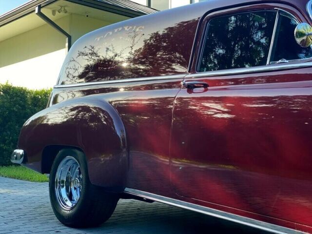 Chevrolet Celebrity Wagon 1952 image number 36