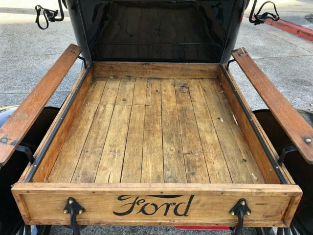 Ford Model T 1917 image number 9