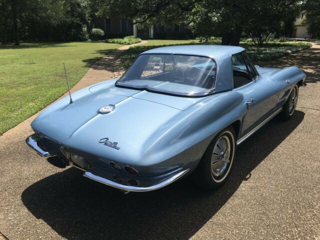 Chevrolet Corvette 1964 image number 29